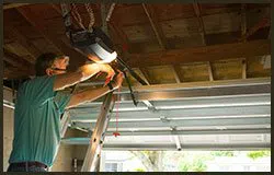 Security Garage Door Repairs, Everett, WA 425-577-6206 Security Garage Door Repairs, Everett, WA 425-577-6206 - serv-repair-gr-33m